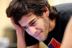 Hacker activist Aaron Swartz commits suicide
