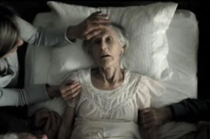 Nurse Reveals The Top 5 Regrets People Have On Their Deathbed