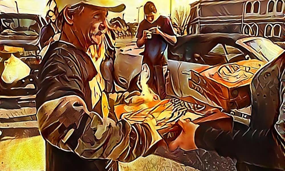 Group Of Friends Spend Valentine’s Day Driving Around And Feeding The Homeless