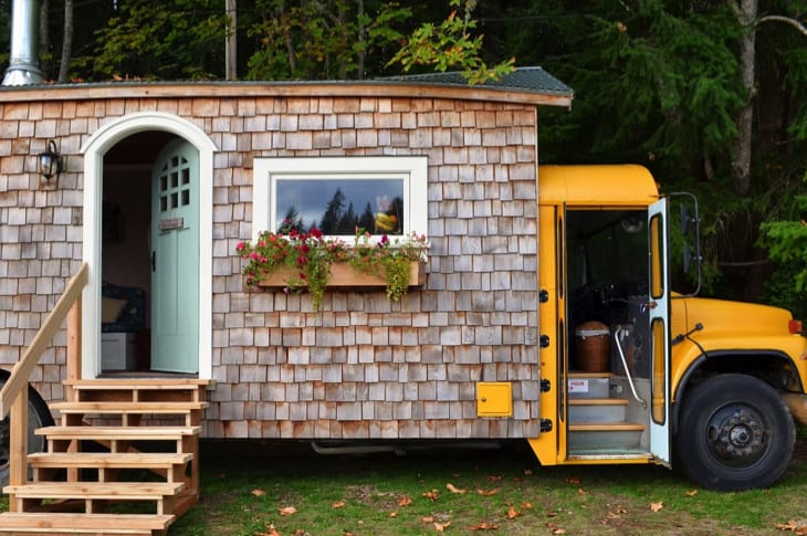 Young Family Transforms Old School Bus Into Beautiful Cottage On Wheels [Watch]
