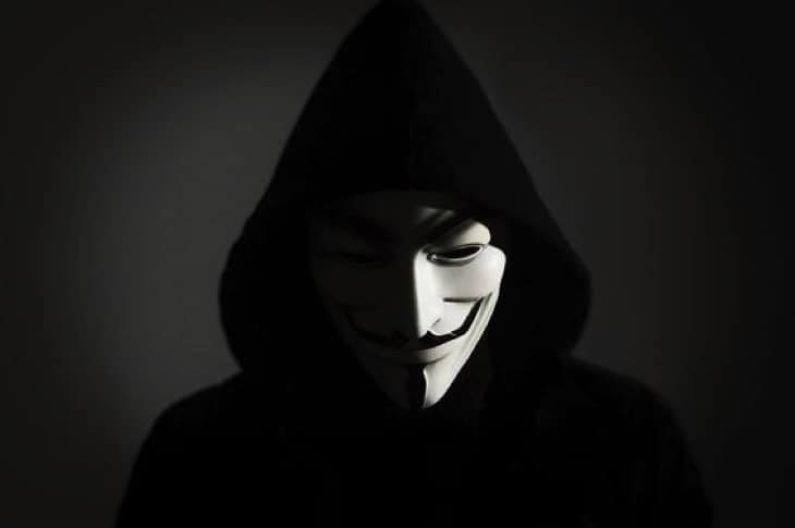 Anonymous Threatens To Expose Ted Cruz’s Prostitution Activity If He Doesn’t End His Campaign