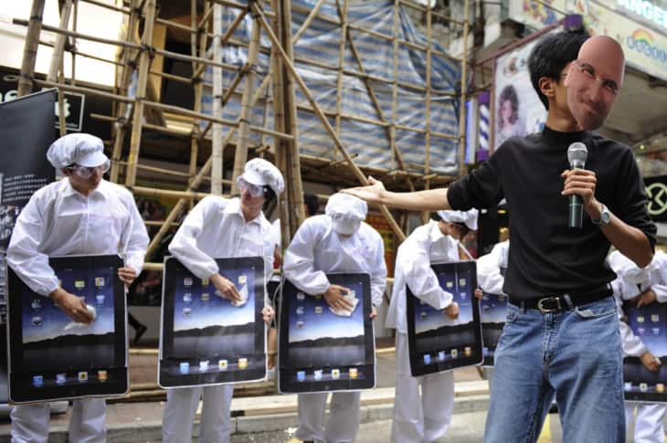 Apple Exploits Chinese Workers With 72 Hour Work Weeks For Just $1.85/Hour