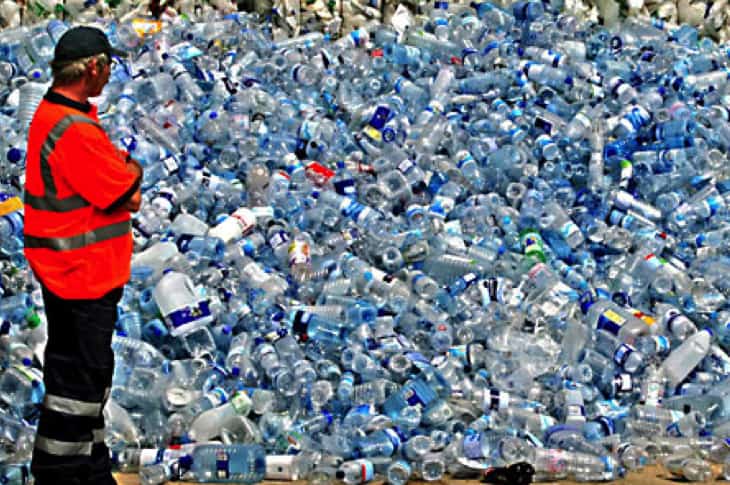 Montreal Makes Plans To Ban All Plastic Water Bottles