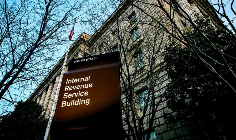 Can We Trust the IRS? One Day After Panama Papers Leak, IRS Catches Fire, Closes