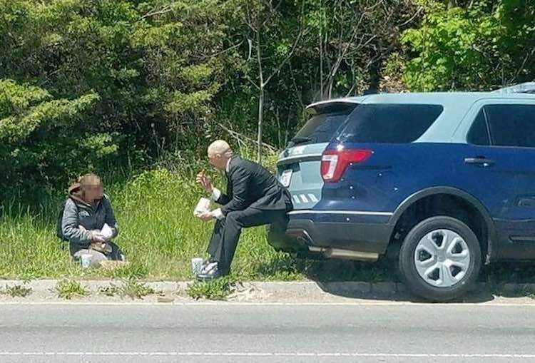 State Trooper Brings Picnic Lunch To Homeless Woman On Side Of The Road