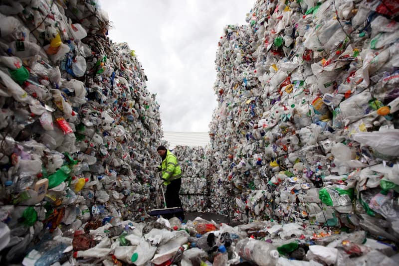 Scientists Just Discovered A Highly Efficient Way To Convert Trash Into Usable Fuel