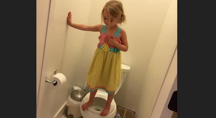 Mom Takes Seemingly Funny Photo Of Daughter, Then Realizes A Harsh Truth