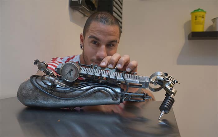 Whoa! Man Receives World’s First Tattoo Machine Prosthesis After Losing Arm