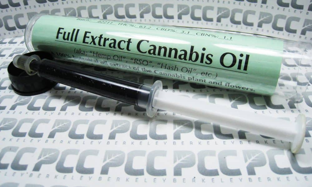 Woman Claims Her Lung Cancer Was Cured By Cannabis Oil