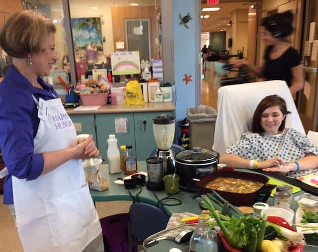 This Mom Has Made It Her Mission To Cook Healthy Food For Kids In Hospitals [Watch]