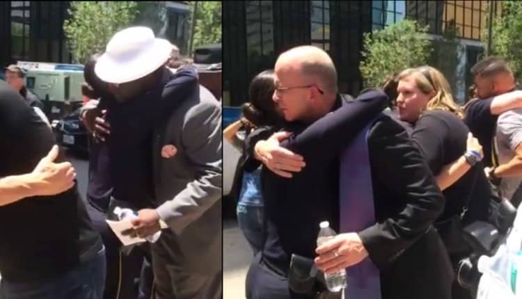 Hundreds Line Up To Hug Police Officers In Dallas, Texas [Watch]