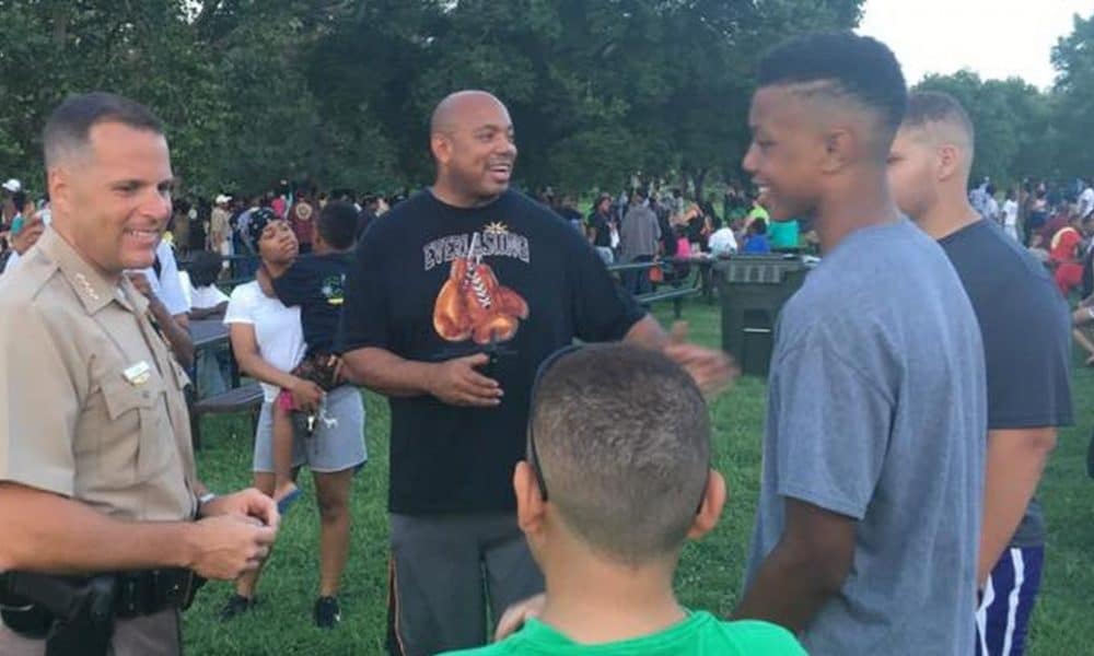 A Black Lives Protest Just Turned Into A Barbecue Event With Police
