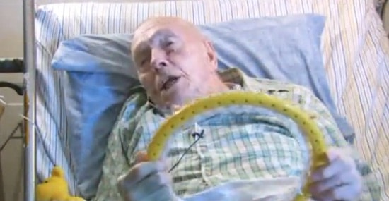 This 91-Year-Old Has Knit 8,000 Hats For The Homeless While In Hospice Care [Watch]