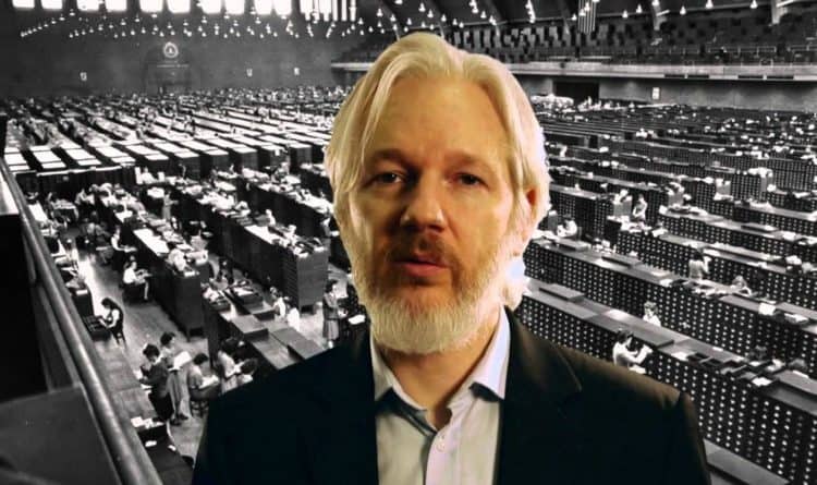 Julian Assange: This Is The REAL Reason Bernie Sanders Dropped Out Of The Race
