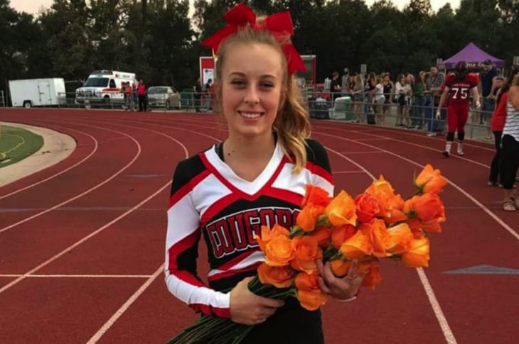 High School Football Team Shows Admirable Support For Cheerleader Diagnosed With Leukemia