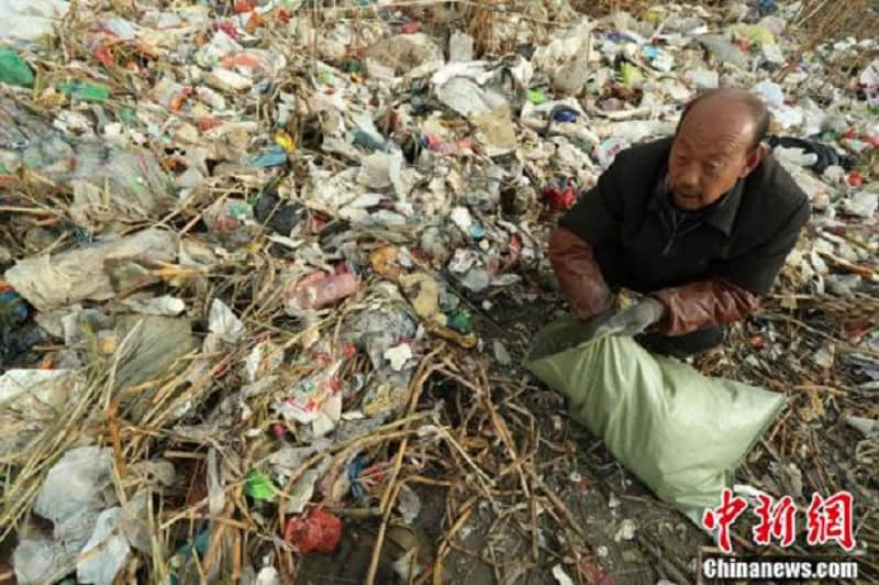 Shanghai Drinking Water Contaminated By Over 100 Tons Of Trash