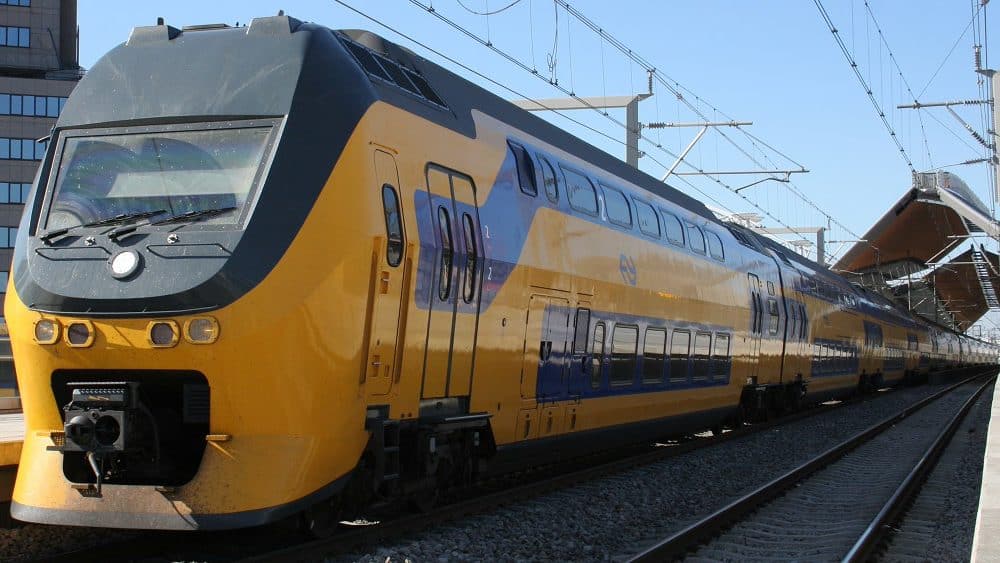 All Electric Trains In Netherlands Now Run On 100% Wind Power