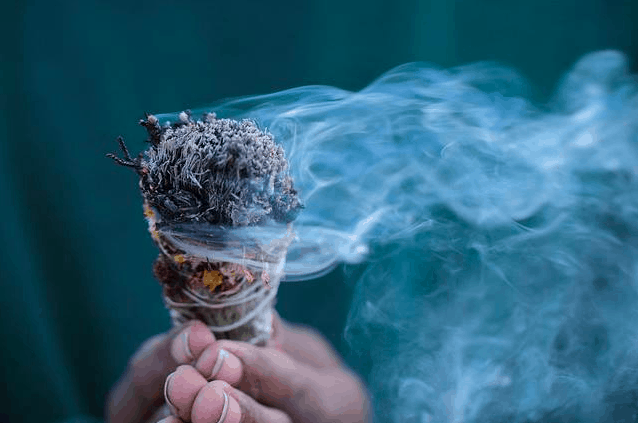 Smudging With Plants And Herbs: Scientifically Sound For Purifying Air
