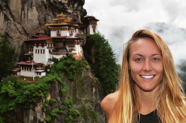 This Woman Just Broke A World Record Doing What Everyone Dreams Of: Traveling