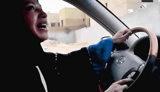 Saudi Woman Saves Man’s Life By Defying Kingdom’s Driving Ban
