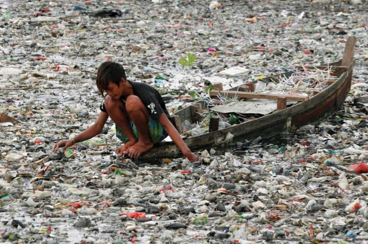 Latest Figures Reveal That The World Uses 500 Billion Plastic Bottles Annually