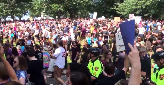 Alt-Right Rally Shut Down As Up To 30,000 People Swarm Boston
