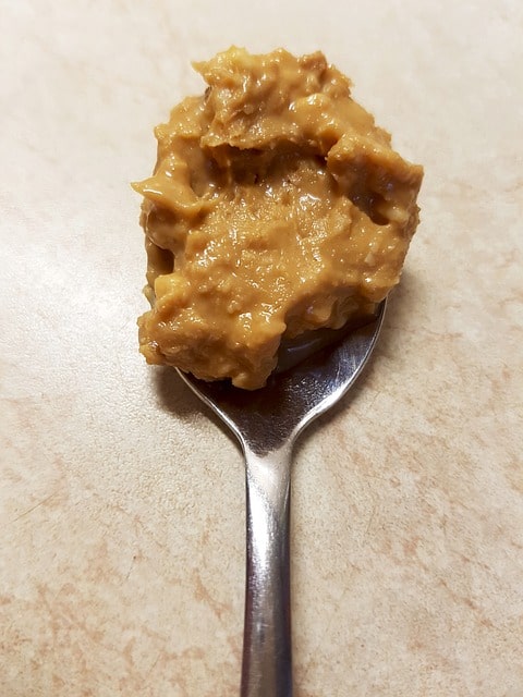 https://pixabay.com/en/peanut-butter-spoon-spread-smooth-1532906/