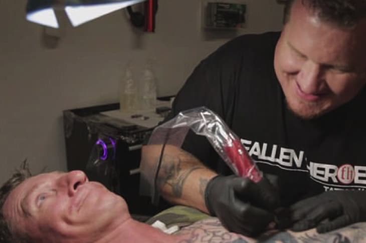 Former Neo-Nazi Removes Swastika Tattoos After Unlikely Friendship Develops