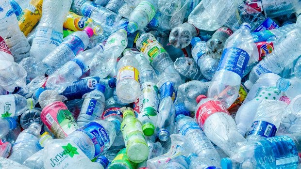 14 Ways We Abuse Plastic And How To Kick Them Out Of Our Lives