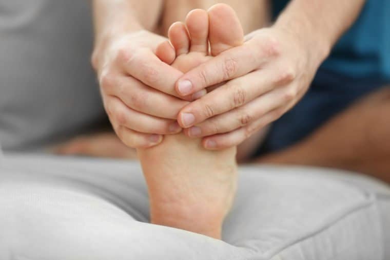 8 Signs And Symptoms Of Gout