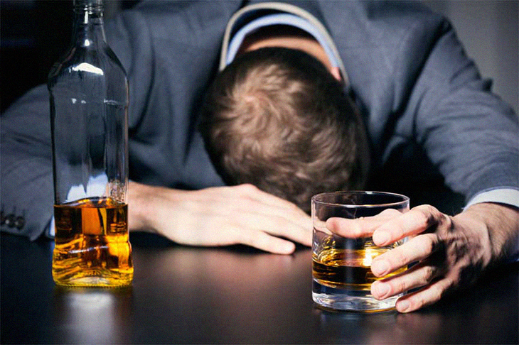Binge Drinking May Cause Lasting Anxiety And Damage The Brain, A New Study Shows