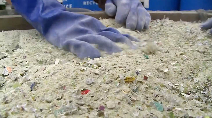 New Orleans College Seniors Crush Bottles For Sand To Address Erosion Problems