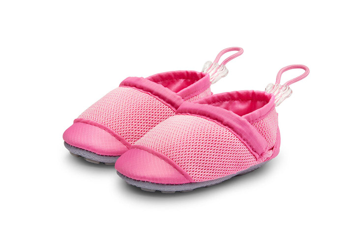 Environmentally Friendly Baby Shoes Designed To Dissolve In Water